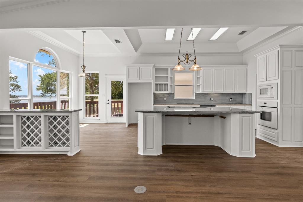 Paradise Village - Residential