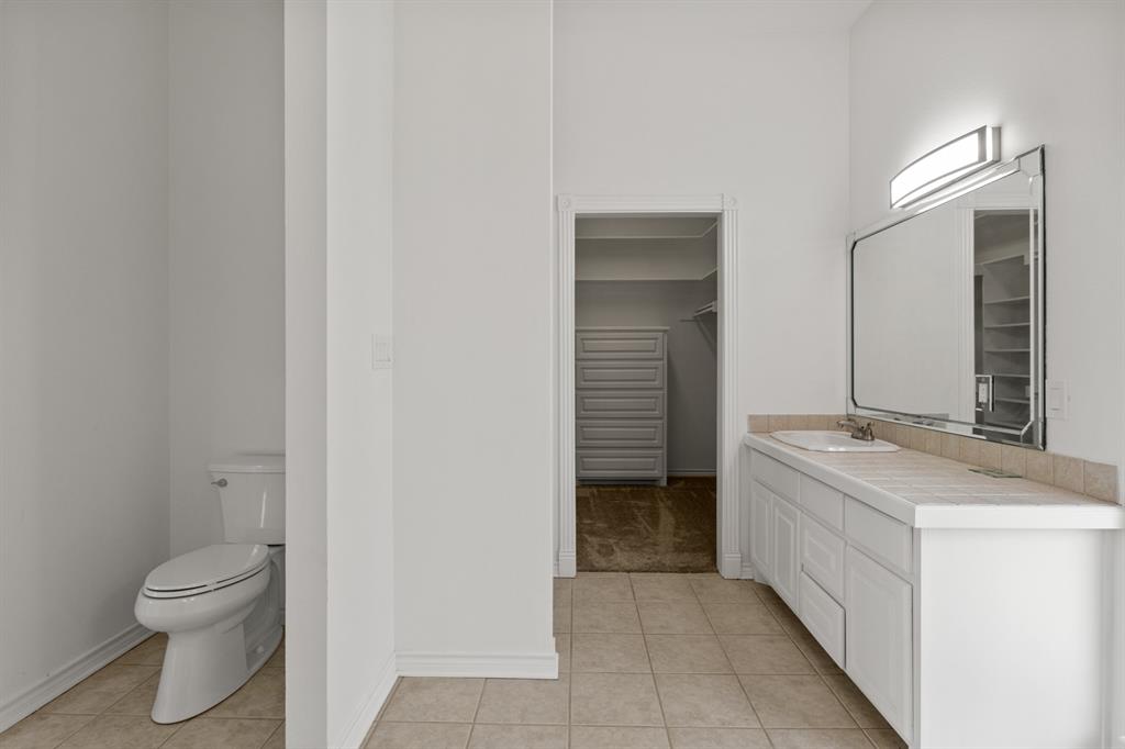 Paradise Village - Residential