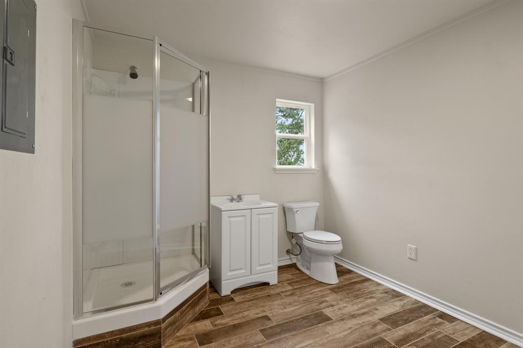 Paradise Village - Residential