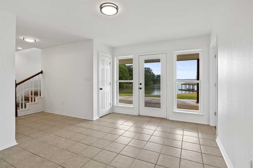 Paradise Village - Residential