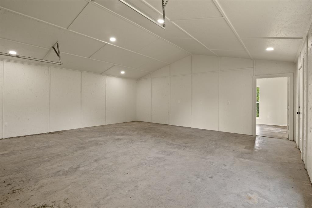 Paradise Village - Residential