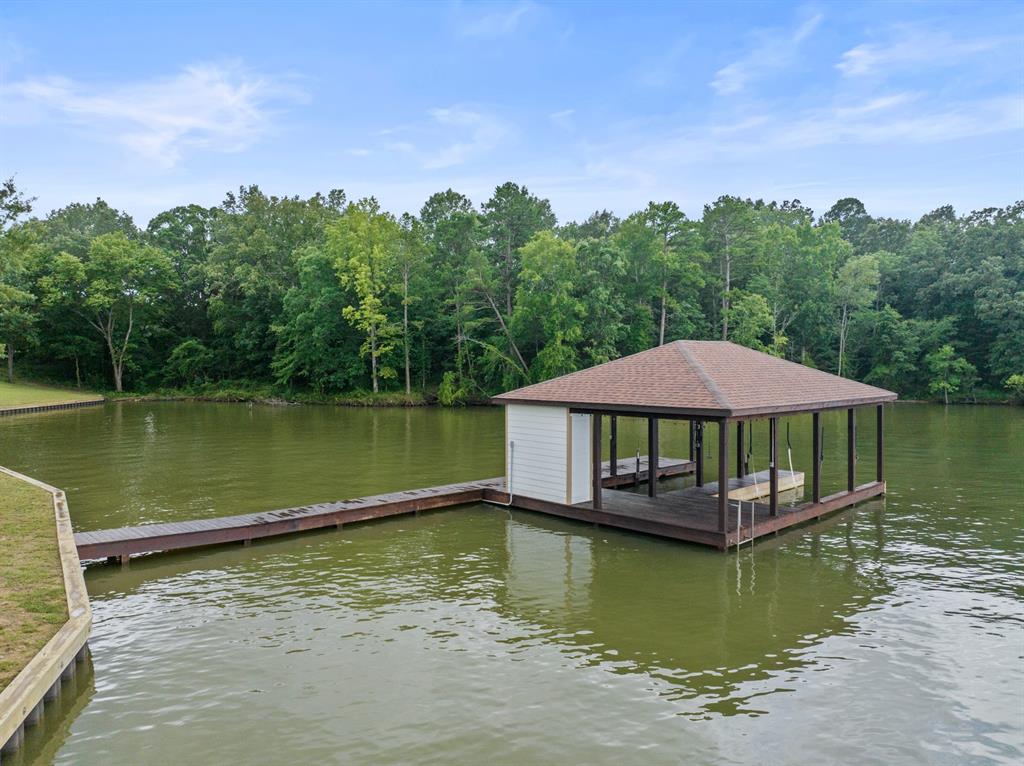 Paradise Village - Residential