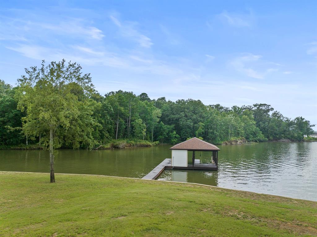 Paradise Village - Residential