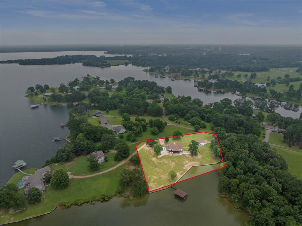 Paradise Village - Residential