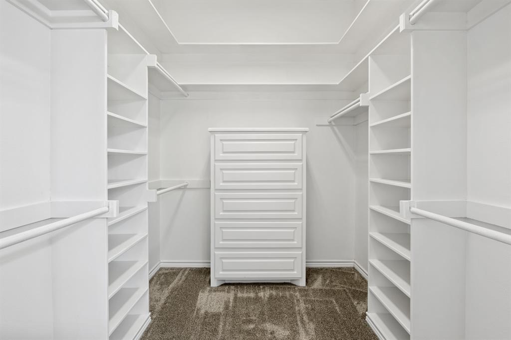 Paradise Village - Residential