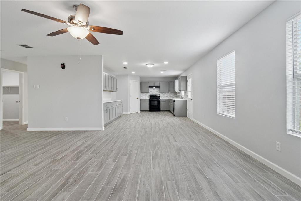 Creek Hollow 01 - Residential