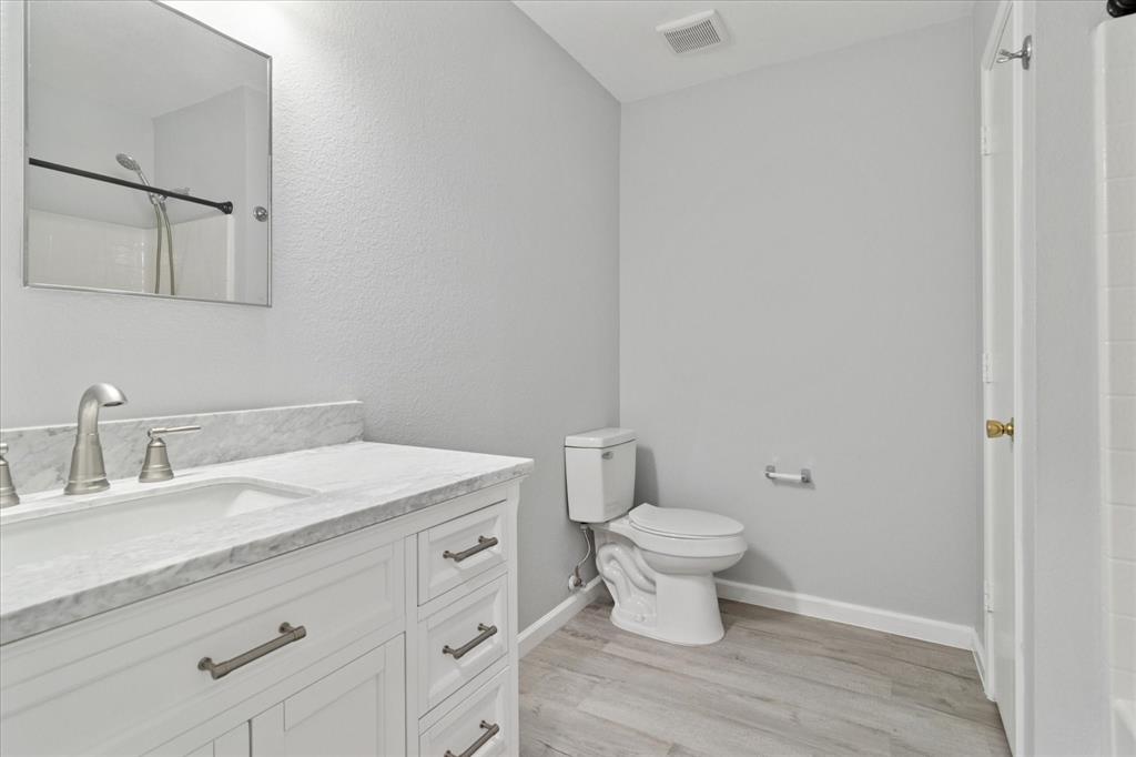 Creek Hollow 01 - Residential