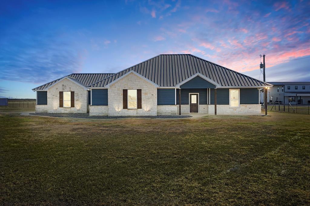 620 N Armstrong Road