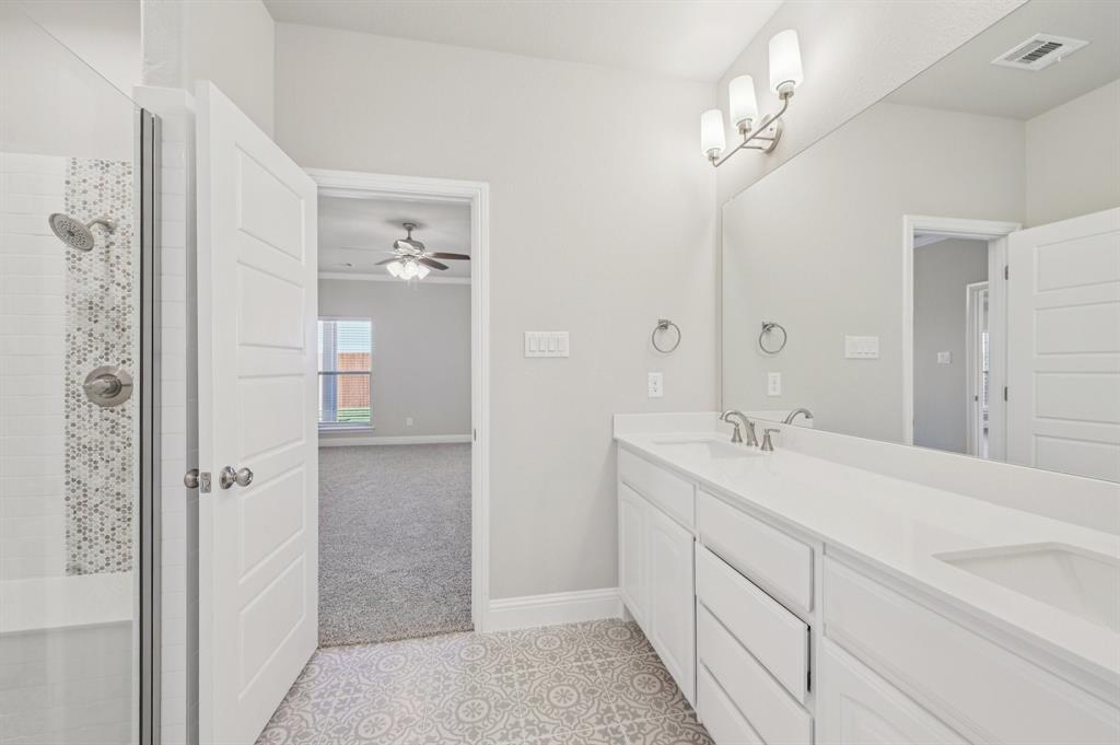 Eagle Glen Elements - Residential
