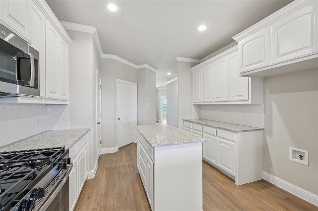 Eagle Glen Elements - Residential