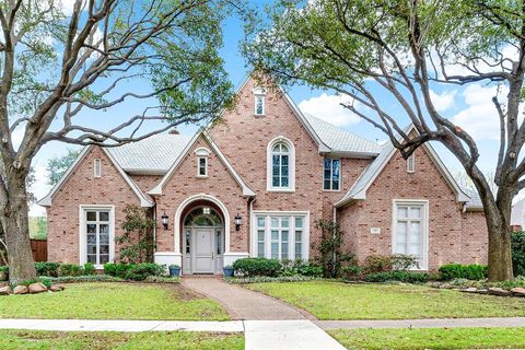 Photo of 2612 LAWTON Lane, Plano, TX 75093 (MLS # 21204565)