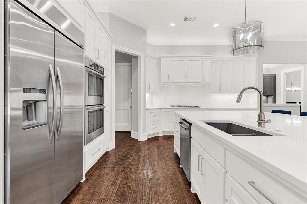 Meadows Of Willow Bend - Residential