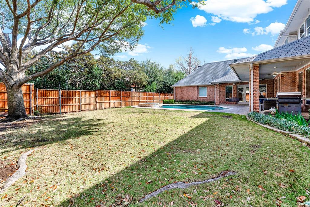 Meadows Of Willow Bend - Residential