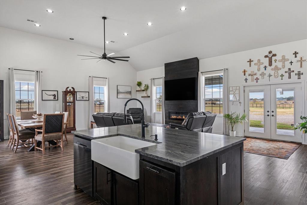 Wills Point - Residential