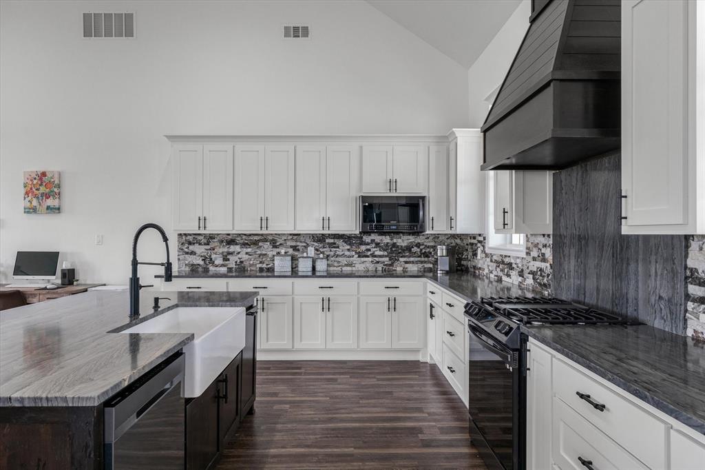 Wills Point - Residential