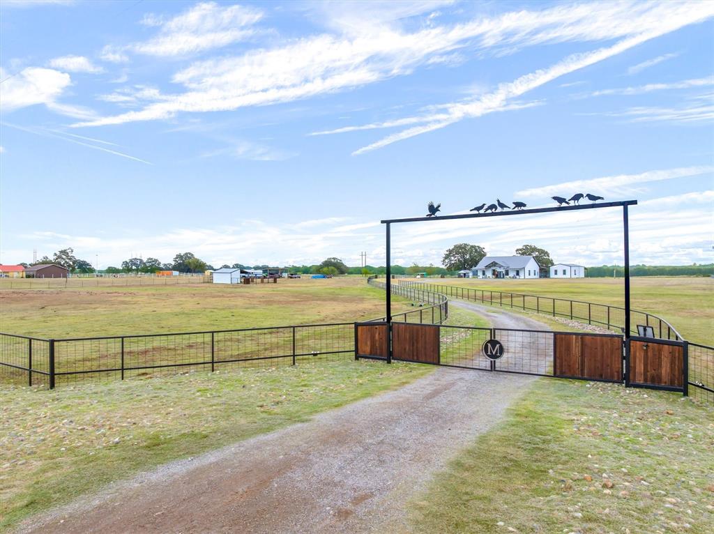 190 Private Road 7786