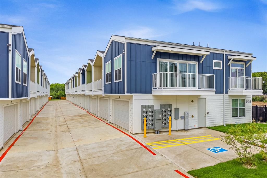 2925 Spruce Valley Lane 306