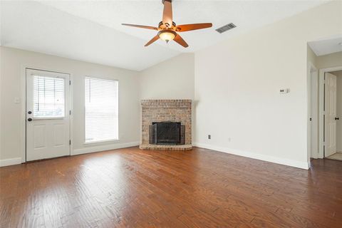 Tiny photo for 926 Meadow Circle S, Keller, TX 76248 (MLS # 21095518)