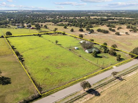 561 W Dry Creek Road Poolville TX 76487