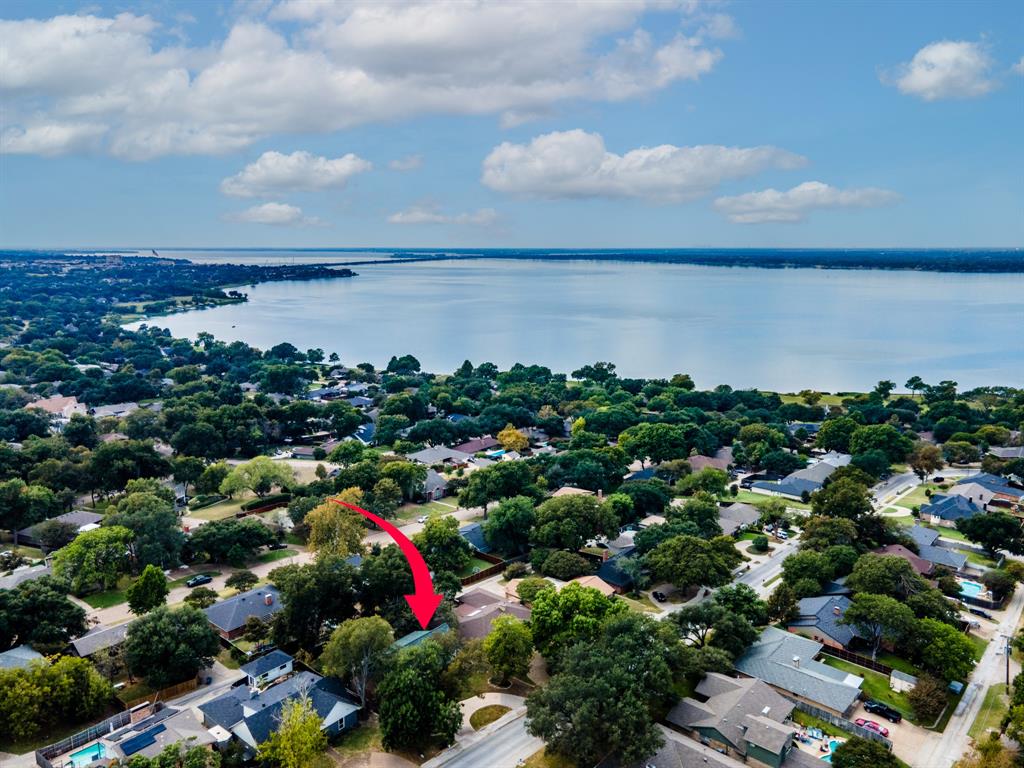 207 Summit Ridge Drive