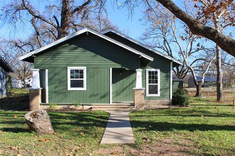 A home in Clyde