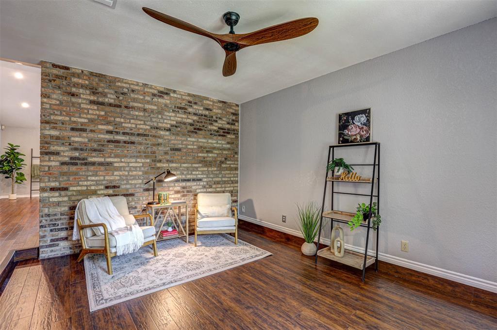 2308 Farrington Lane