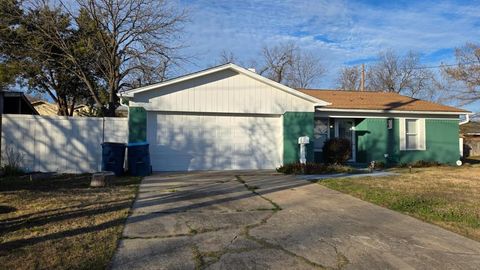 Photo of 505 Storrs Street, Rockwall, TX 75087 (MLS # 21149002)