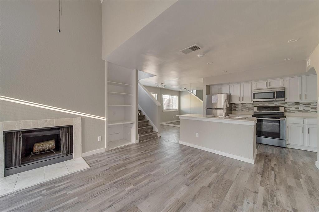 9815 Walnut Street 210