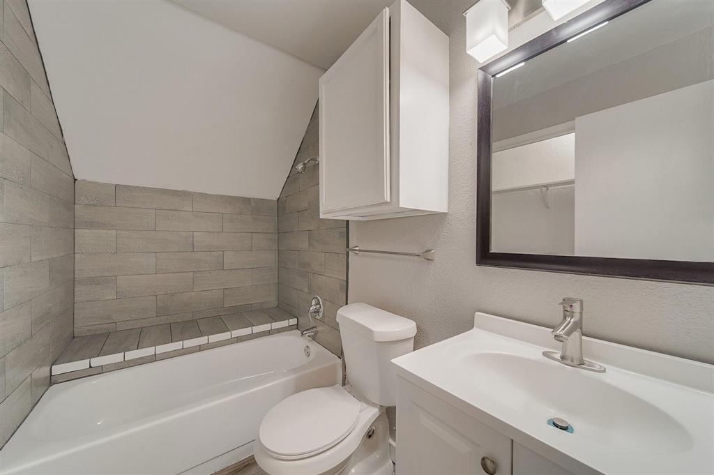 Richland Trace Condos - Residential