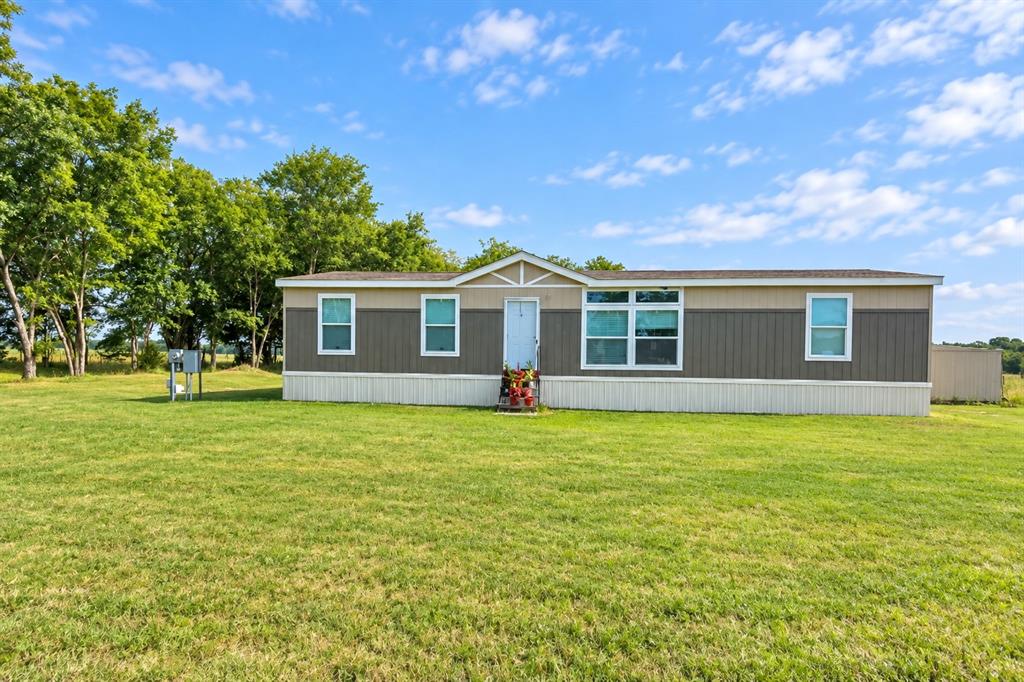1476 Private Road 2268