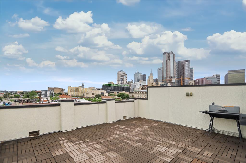 Intown Homes & Farmers Market - Residential Lease