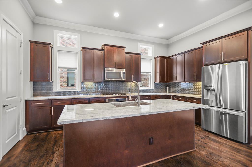 Intown Homes & Farmers Market - Residential Lease