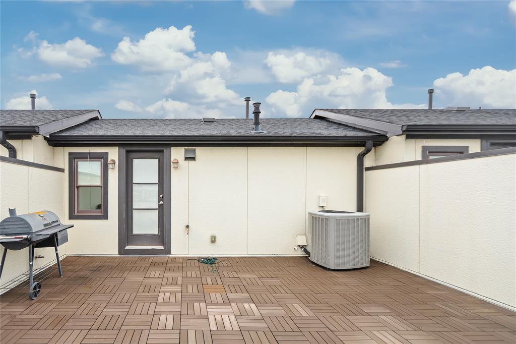 Intown Homes & Farmers Market - Residential Lease