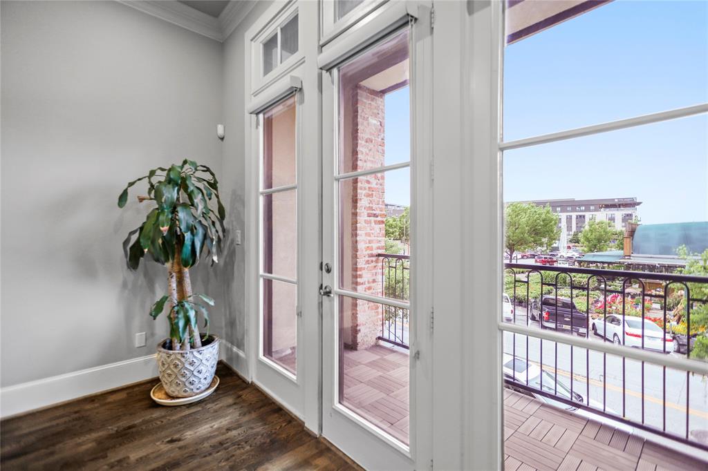 Intown Homes & Farmers Market - Residential Lease