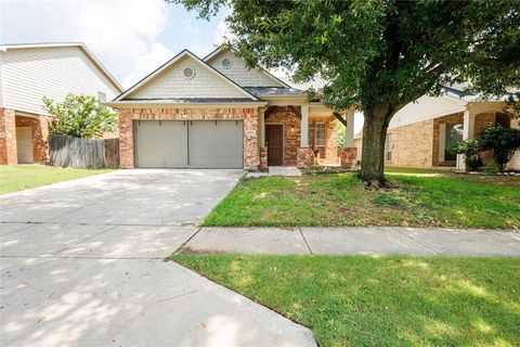 Photo of 10844 Hawks Landing Road, Fort Worth, TX 76052 (MLS # 21284715)