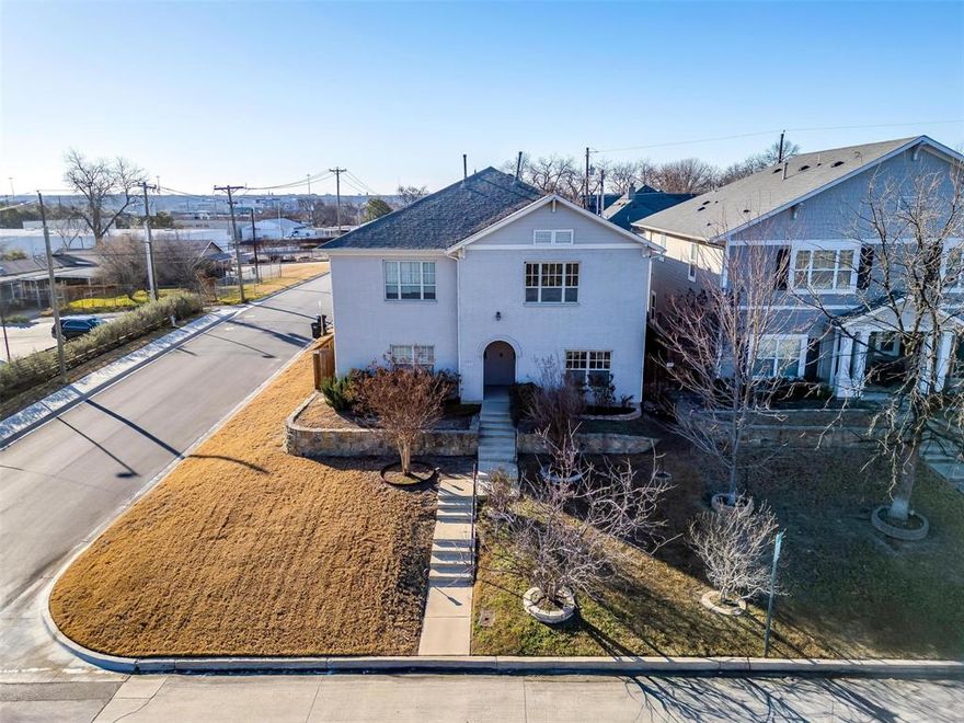 Amazing opportunity to rent a newer townhouse in the cultural district and be steps away from the best entertainment venues in Fort Worth! You can literally walk to Dickie's Arena from your house in less time than it would take to find parking. Not to mention all the local restaurants, bars and museums that are within walking distance as well. You'll never run out of things to do - and no more Uber! The townhouse has been freshly painted and had all new laminate flooring installed throughout the downstairs. It's a great layout with all the bedrooms and laundry room upstairs, and all living space downstairs. The primary suite is split from the other 2 and offers 2 separate walk-in closets. The 2 secondary bedrooms share a spacious jack-and-jill bath. The kitchen offers granite counter tops and freshly painted neutral cabinets as well as a gas range. The refrigerator is included! The unit features a nice, private back yard space - with no grass to maintain. There is a small area for pets along the side. The rear-entry 2 car garage provides covered parking for 2 cars and great convenience. Landlord will consider pets on a case-by-case basis. Come see this great rental opportunity today and live your best life in Cowtown!