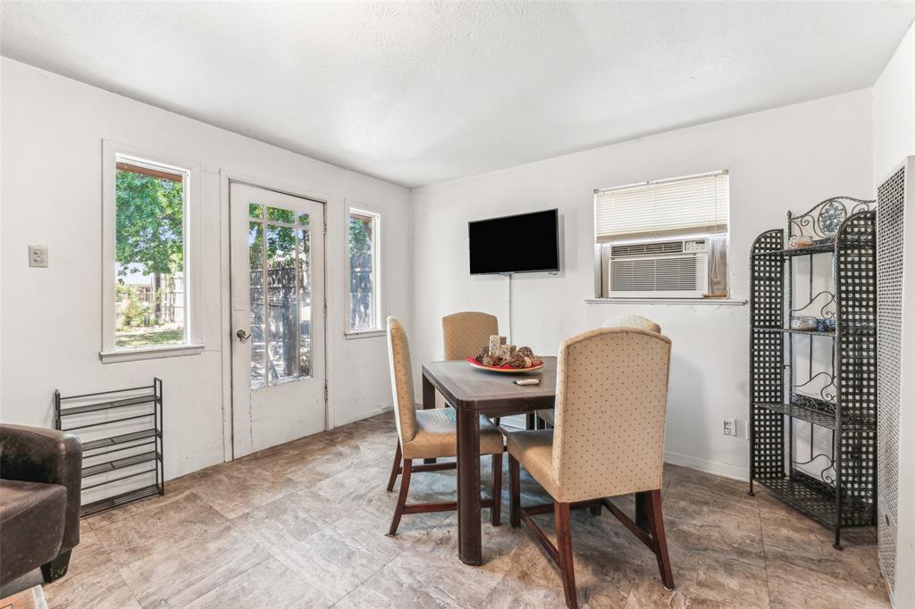 DWIGHT, J J SURVEY - Residential