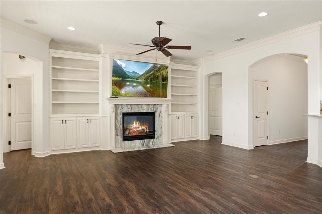 1213 Prestwick Court