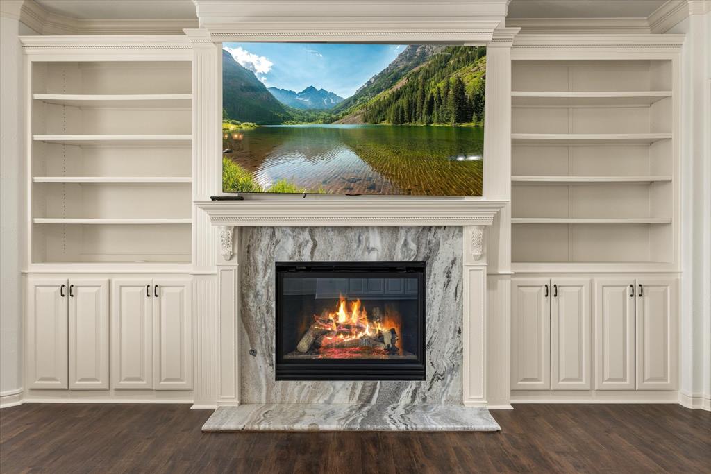 1213 Prestwick Court