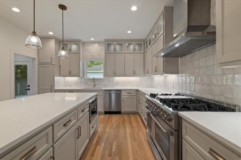 Tiny photo for 6255 Belmont Avenue, Dallas, TX 75214 (MLS # 21114115)