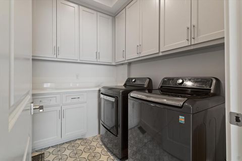 Tiny photo for 6255 Belmont Avenue, Dallas, TX 75214 (MLS # 21114115)