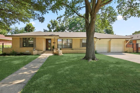 Photo of 2422 Mockingbird Lane, Garland, TX 75042 (MLS # 21391829)