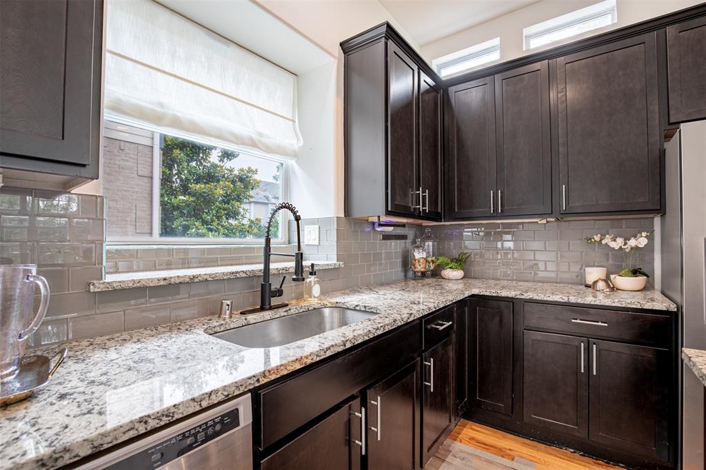 Bryan Pkwy Place - Residential
