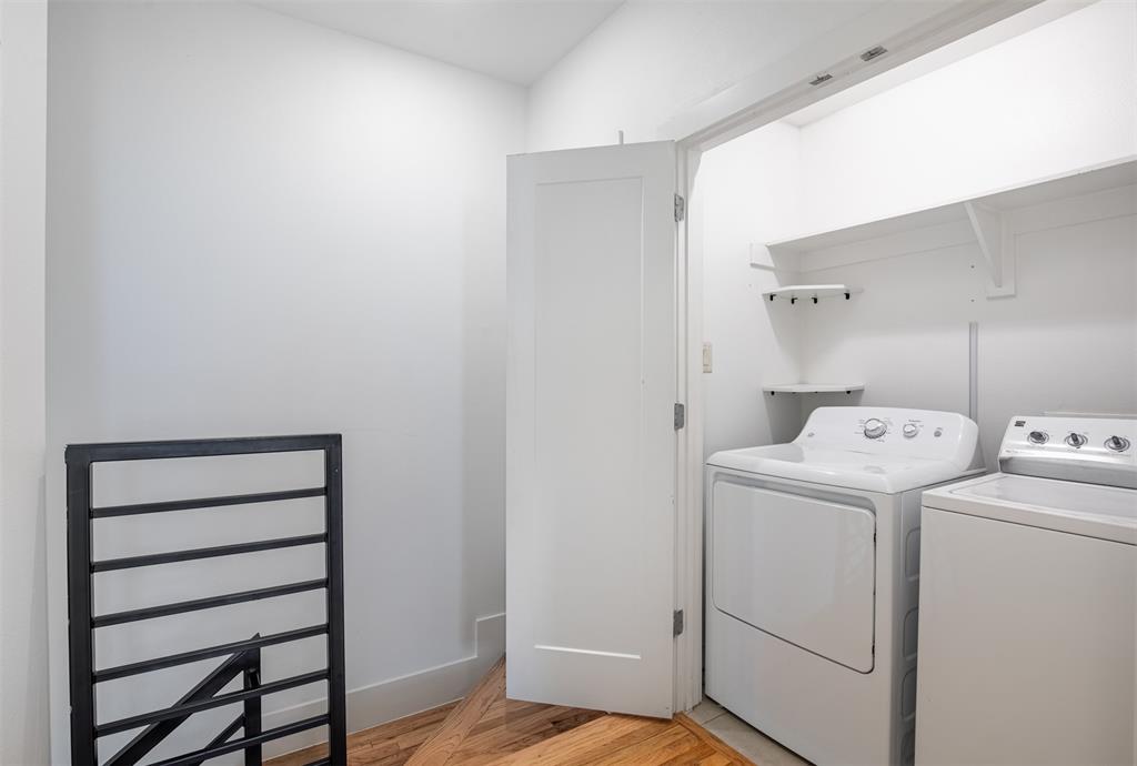 Bryan Pkwy Place - Residential