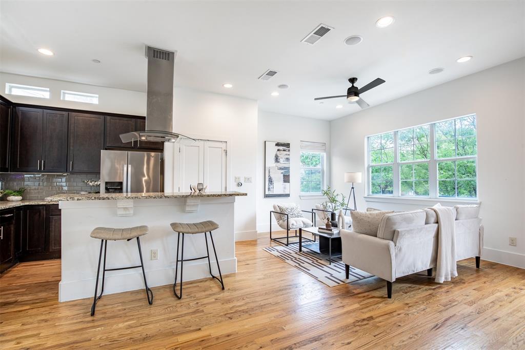 Bryan Pkwy Place - Residential