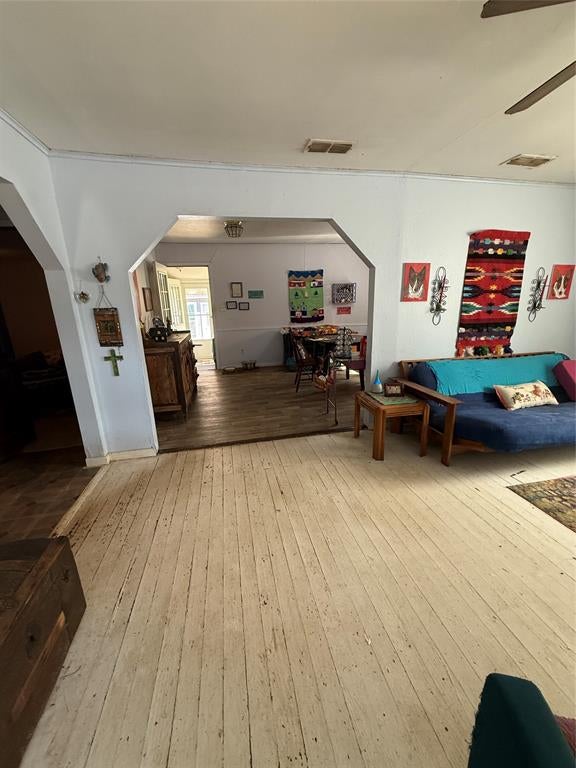 904 Cottonwood