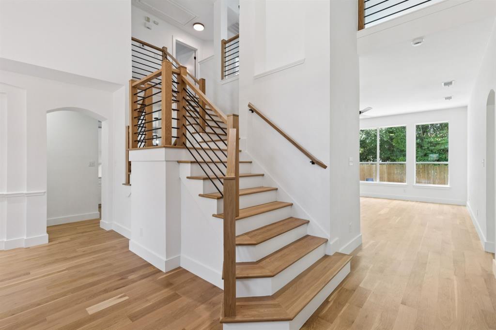 2711 Sunny Meadows