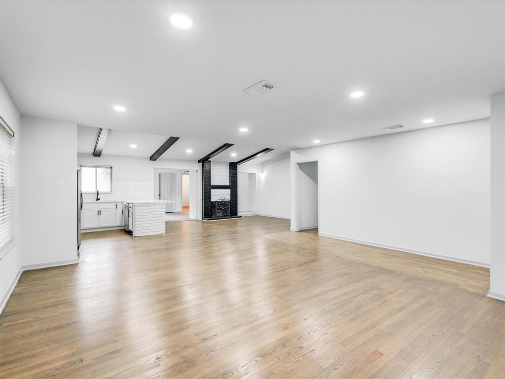 10039 Shadyview Drive