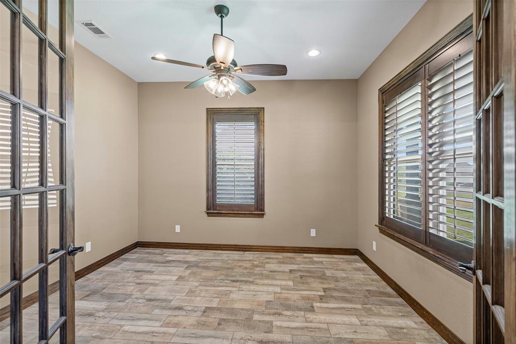 Aledo, Texas 76008, United States, 5 Bedrooms Bedrooms, ,3 BathroomsBathrooms,Residential,Active,181764