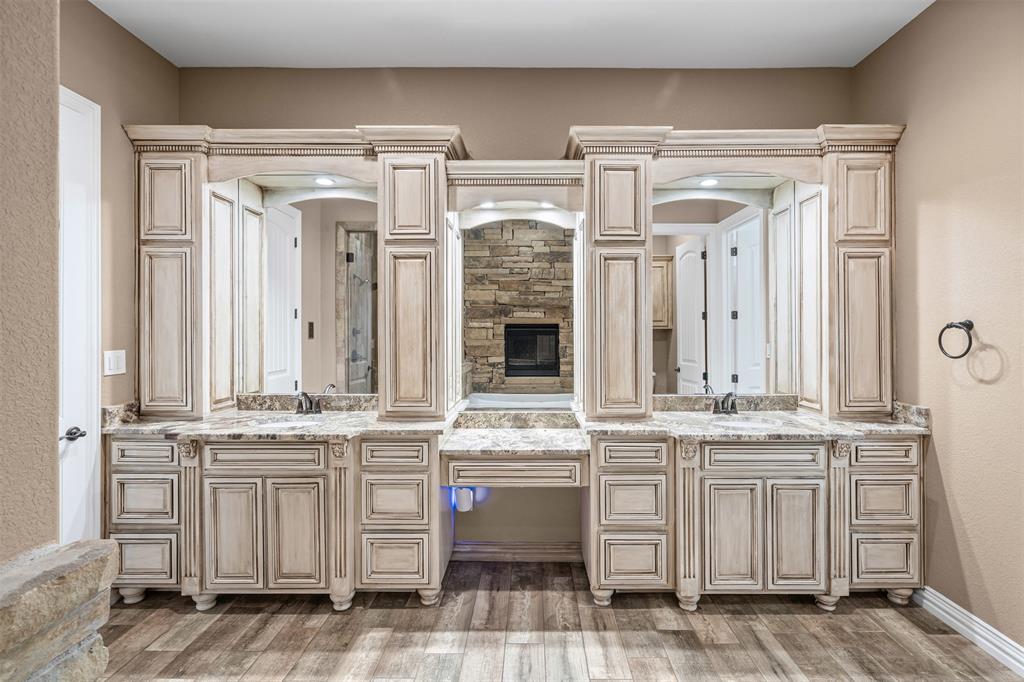 Aledo, Texas 76008, United States, 5 Bedrooms Bedrooms, ,3 BathroomsBathrooms,Residential,Active,181764